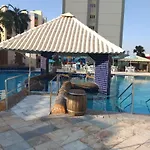 Piscinas Termais De Poco, Em Frente Bares Vips E Badalados, Do Sesc, Varios Restaurantes Tops Ao Redor, Melhor Atendimento Com Area De Laser Totalmente Renovada, Nao Paga Pulseira De Entrada, Varanda Do Ap Em Frente A Praca Da Virada De Ano